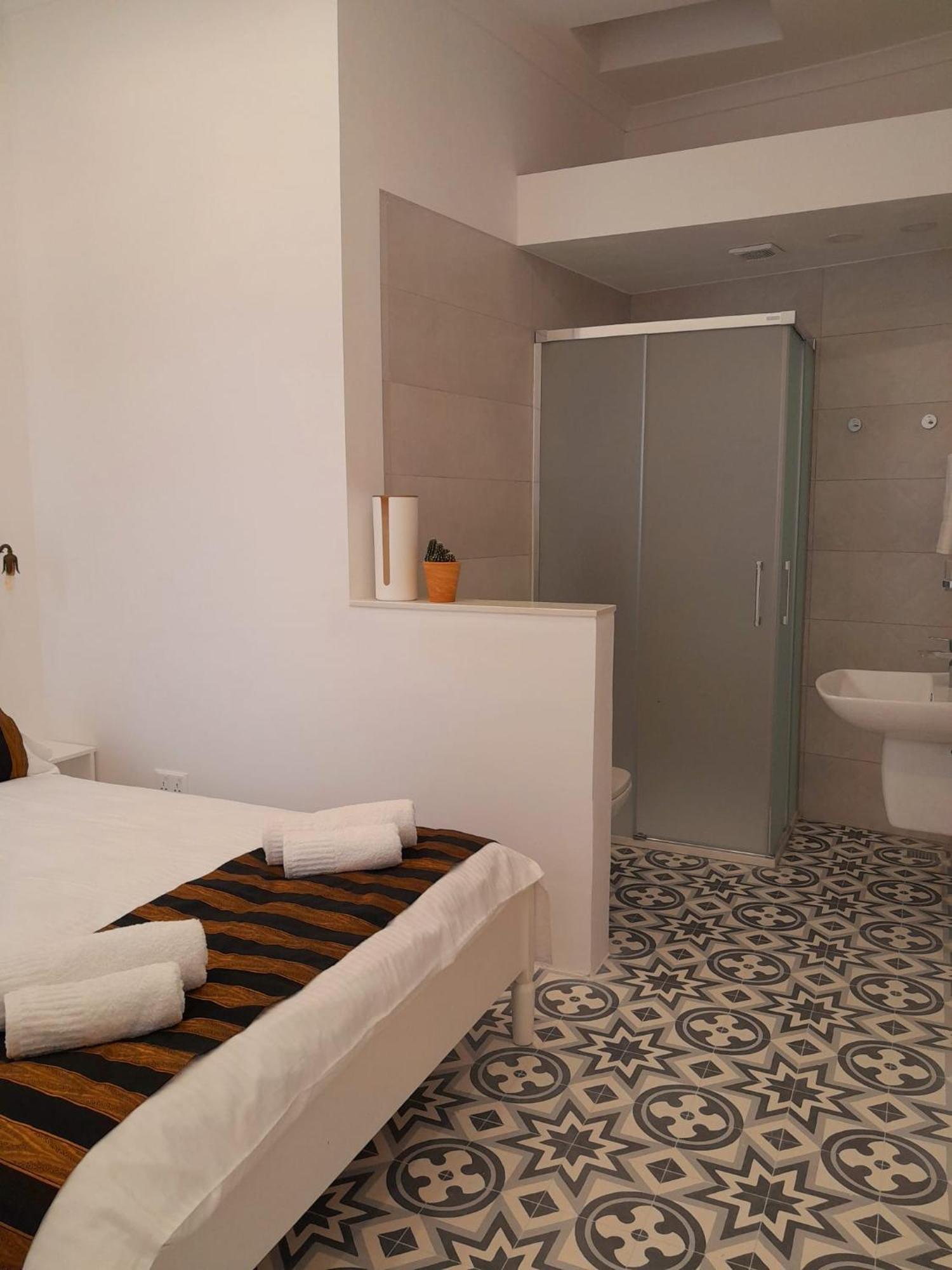 Charming Town House In Cospicua, Valperga Rooms 외부 사진