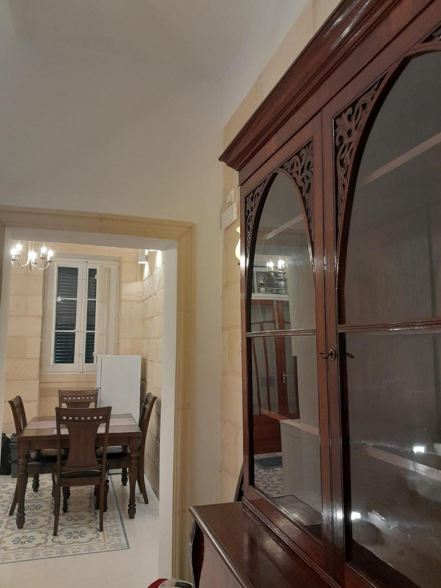 Charming Town House In Cospicua, Valperga Rooms 외부 사진